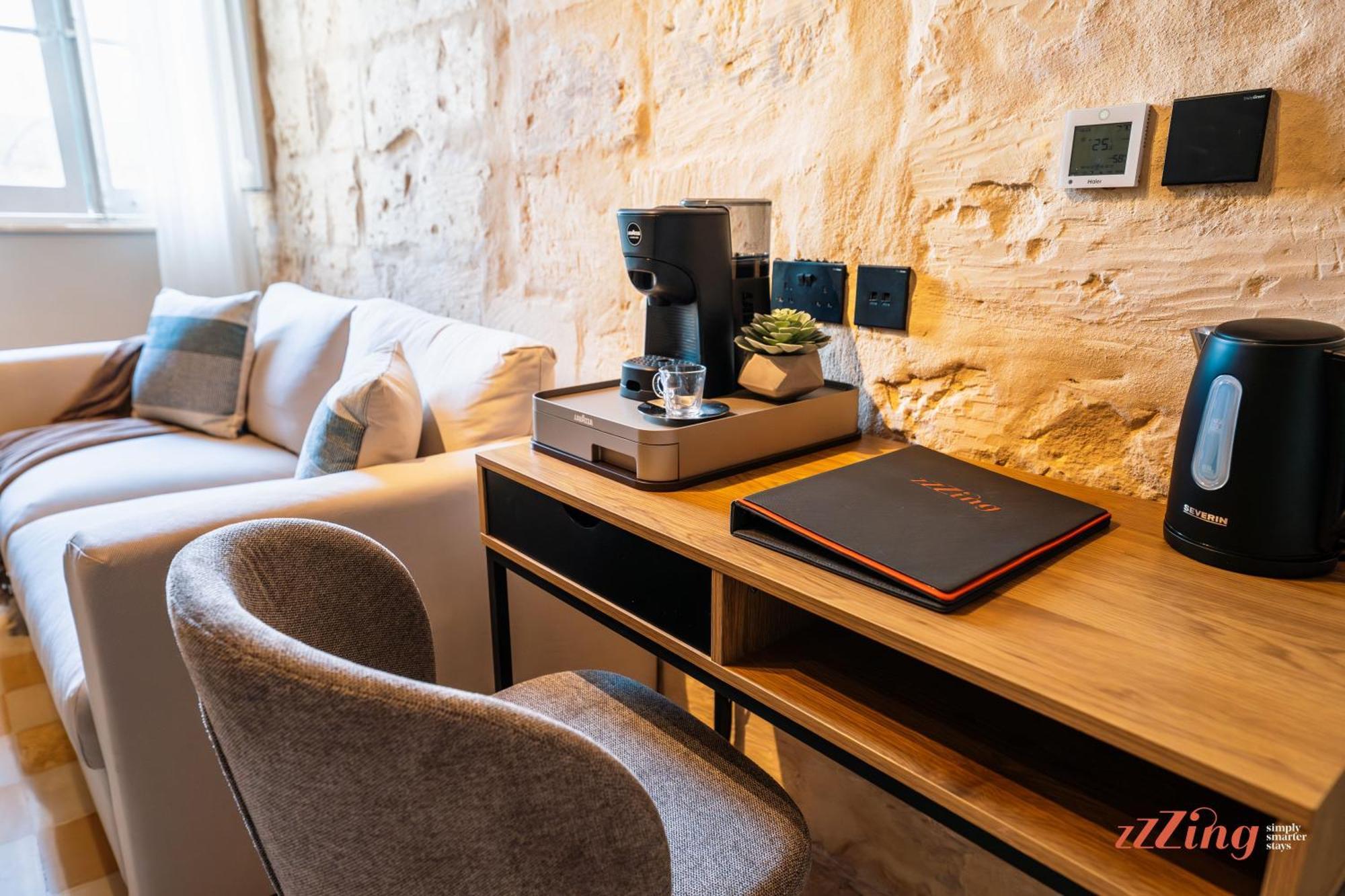 The Florian Boutique Guesthouse By Zzzing Cospicua Bagian luar foto