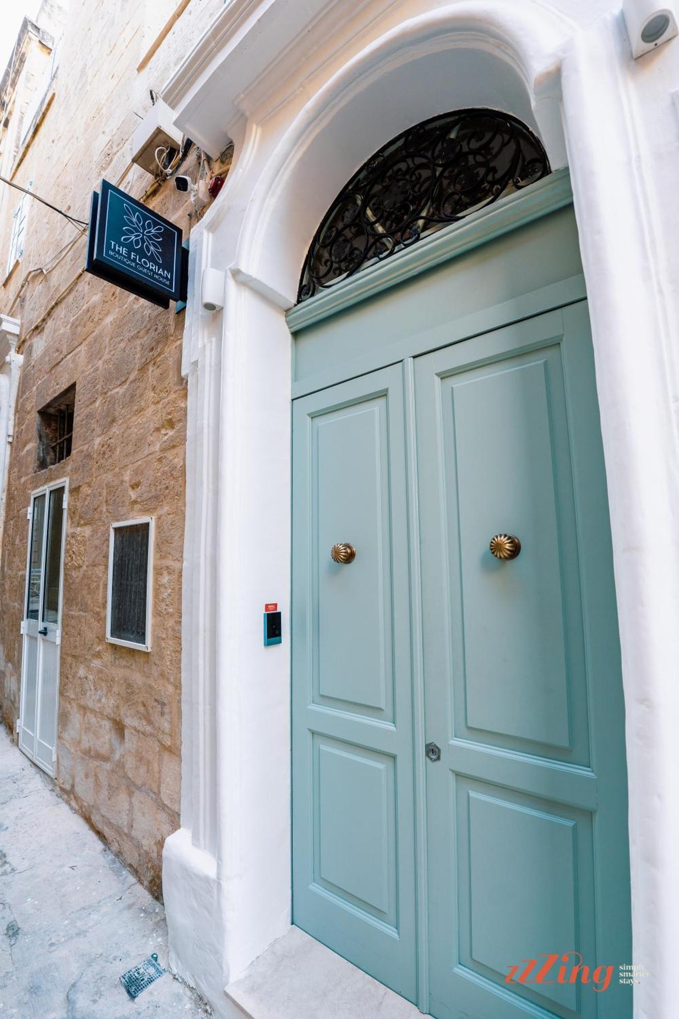 The Florian Boutique Guesthouse By Zzzing Cospicua Bagian luar foto